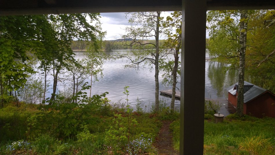 Utsikt från stuga i Småland under The Write Retreat.
