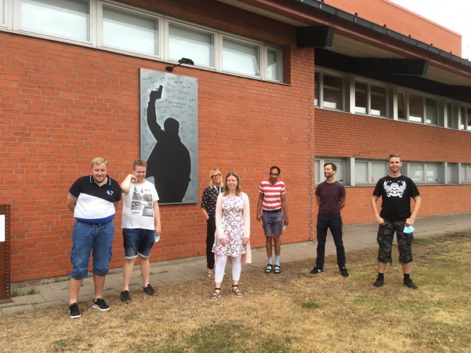 Deltagarna i Filmkollot utanför Ystad Studios.