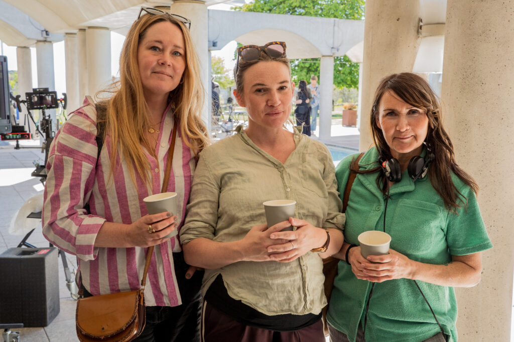 Producenterna Helena Larand och Sigrid Nordenhake tillsammans med Hanna Sohlberg, konsulent lång spelfilm och tv-drama på Film i Skåne